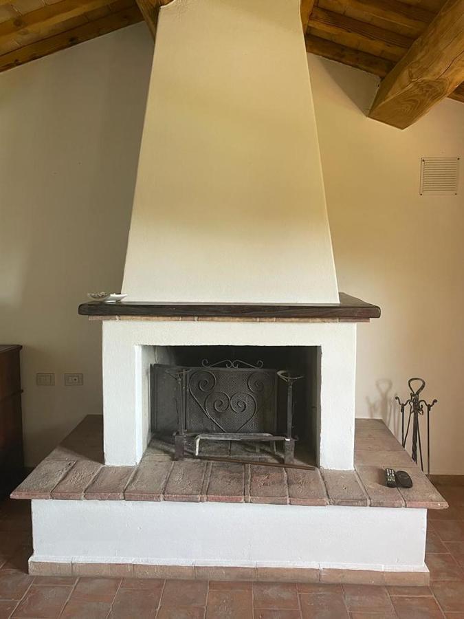 Casa Di Campagna In Collina Tatti Ngoại thất bức ảnh